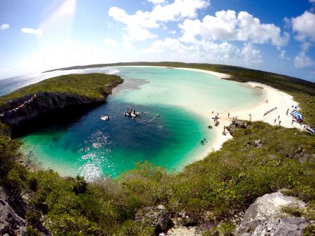stage Bahamas Blue Hole